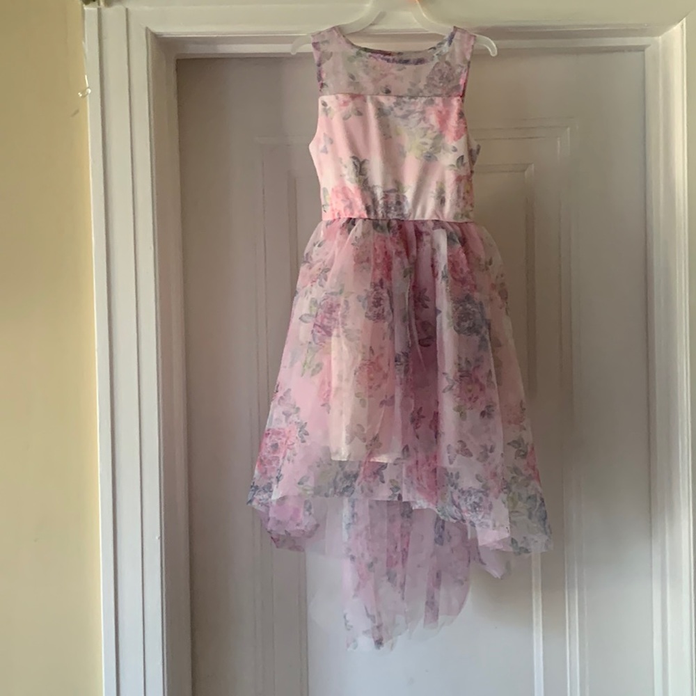 Pink floral dress. Size 6-6x